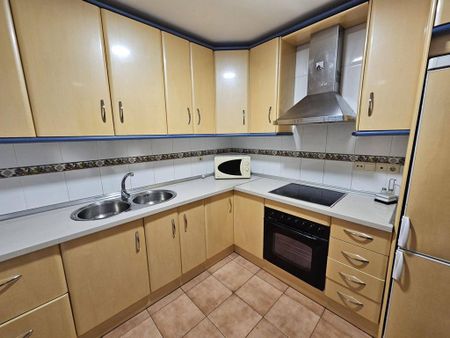 4 bedroom luxury Apartment for rent in Coín, Spain - Photo 2