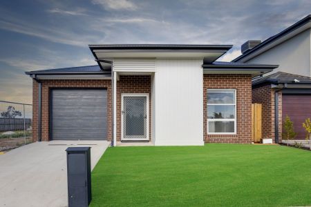 Modern Comfort and Space with Premium Finishes - Photo 4