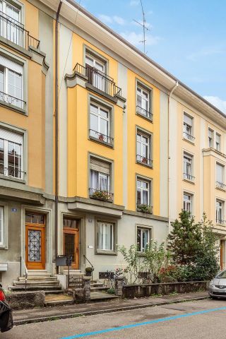 "Stilvolle 3-Zimmer-Wohnung mit grossem Balkon in begehrtem Baumgartnerhaus" - Photo 2