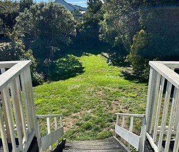 Sunny Brooklyn Villa with Garden & Views! - Photo 4