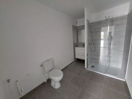 location Appartement T2 DE 40.02m² À MARSEILLAN - Photo 3
