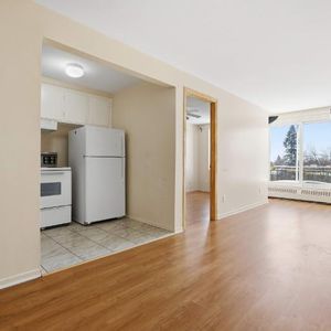 Promotion : 1 mois gratuit / 3 ½ bien éclairé - Photo 2