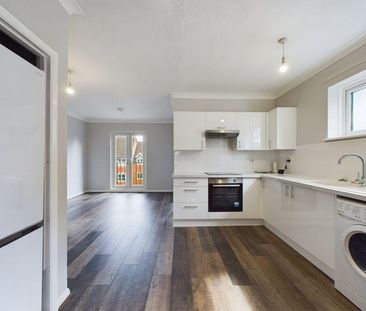 2 bedroom flat to rent - Photo 6