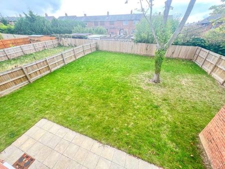 Hartley Gardens, Gilesgate, Durham, DH1 - Photo 4