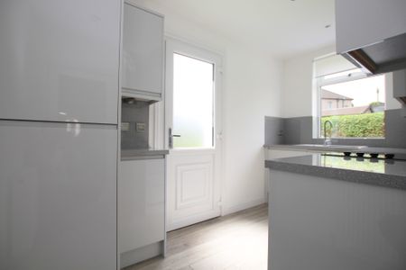 Fulton Street, Anniesland, Glasgow - Photo 4