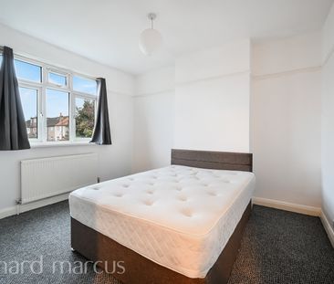 Streatham Vale, London - Photo 4