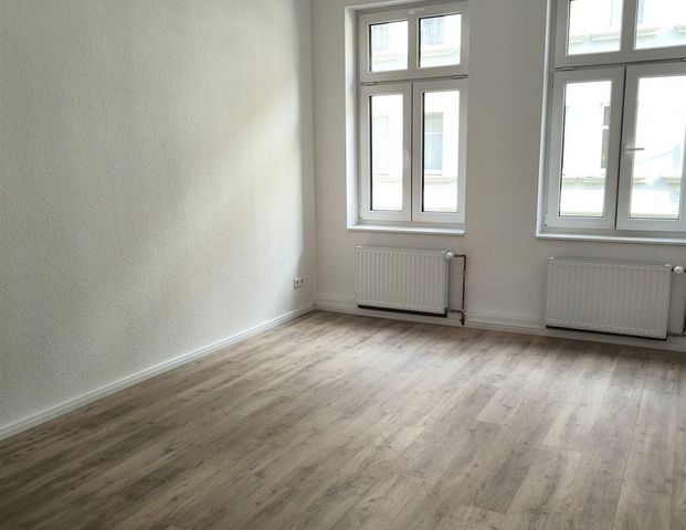 Neu Saniert - Schön geschnittene 2-Zi. Whg. in Lindenau, Bad mit Fenster, EBK! - Photo 1
