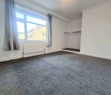 Sutcliffe Street, Halifax - Photo 2