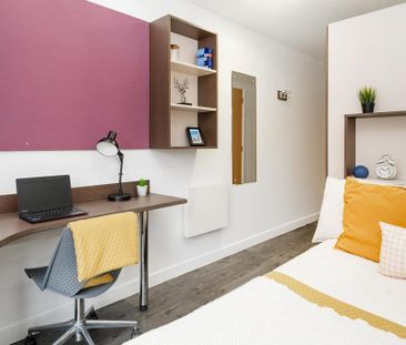 1 bedroom in a flat share to rent - Photo 4