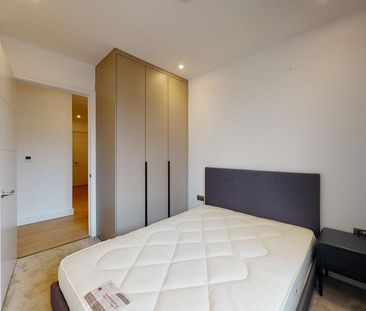 3 bedroom flat to rent - Photo 6