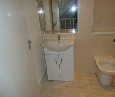 3 bedroom townhouse to rent - Photo 5