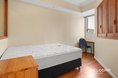 CENTRAL BLISS - FURNISHED APARTMENT - Photo 4