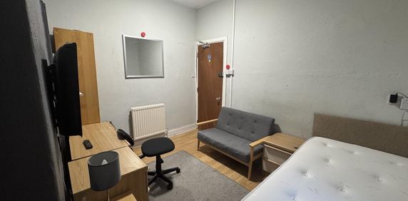 Clifton Street, Scarborough - Photo 2