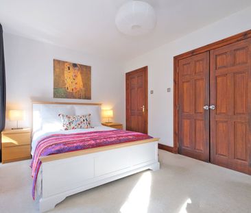 2 Caledonian Court, AB11 6RG, Aberdeen - Photo 2