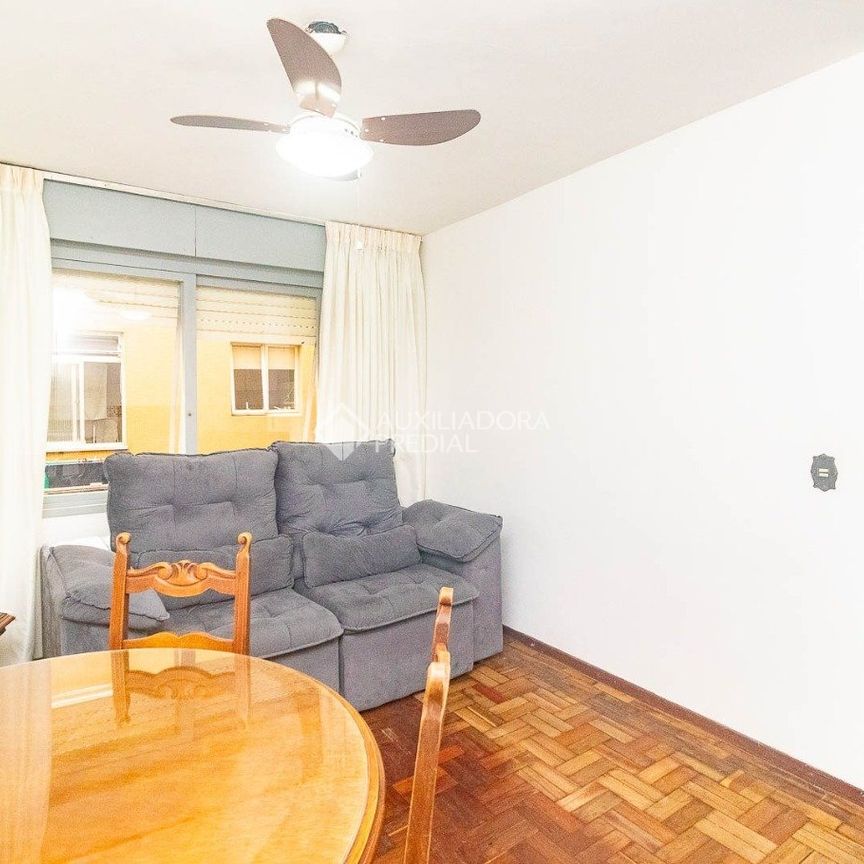 Apartamento com 1 quarto e 43m² para alugar em Bom Fim, Porto Alegre. - Photo 1
