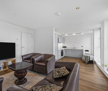 Rye Lane, London, SE15 - Photo 1