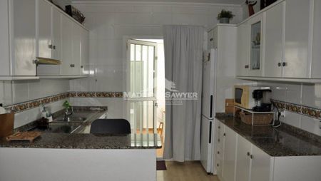 Beautiful 3 bedroom house in Aguamarina available for rent! - Photo 5