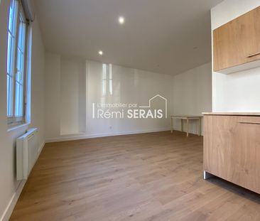 A LOUER - Studio plein centre Domfront - REF 14156, - Photo 3