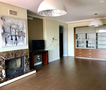 Penthouse in Benahavís - Photo 3