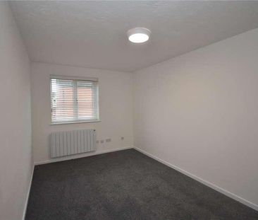 Walton Grange, Bath Road, Swindon, SN1 - Photo 2
