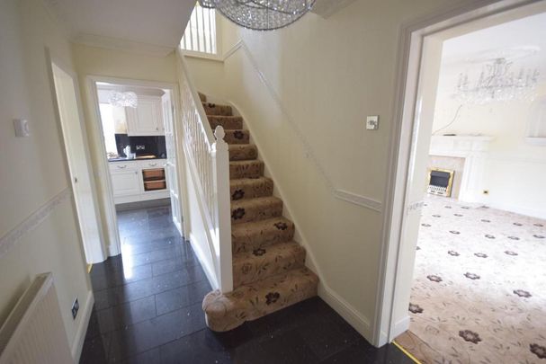 4 bedroom detached house to rent - Photo 1