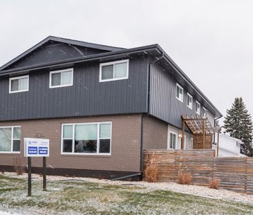 Sturgeon Road Townhouse Apartments - Photo 1