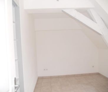 Location Appartement 4 pièces 81m² ST OMER 62500 - Photo 5