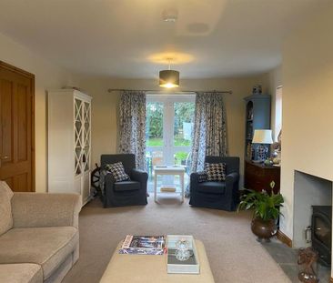 4 bedroom detached house to rent - Photo 3