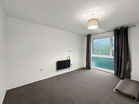 Tattershall Drive, Hemel Hempstead, Hertfordshire, HP2 - Photo 2