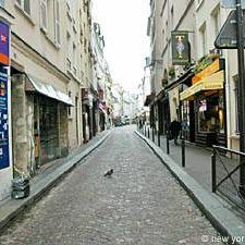 Logement à Paris, Location meublée - Photo 1