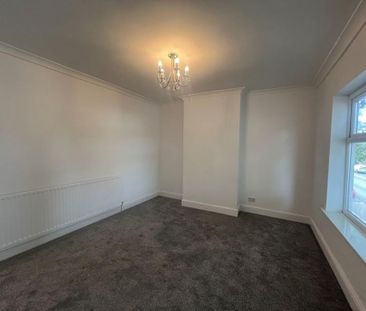 3 bedroom end of terrace house to rent - Photo 6