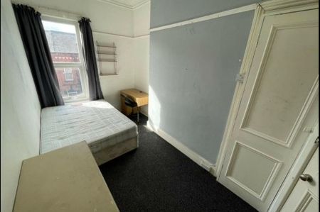 Student Houses in Leeds - Photo 2