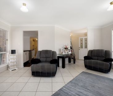 47 Selwyn Street, North Booval QLD 4304 - House For Rent - $700 | D... - Photo 1