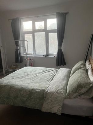 Room in a Shared House, York Avenue, BN3 - Photo 1