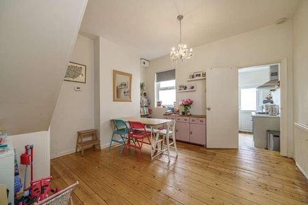 Waveney Avenue, Peckham Rye, London, SE15 - Photo 3