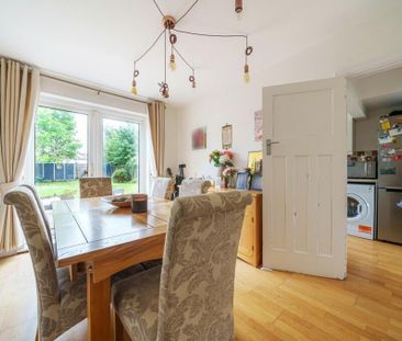 3 bedroom semi-detached house to rent - Photo 4