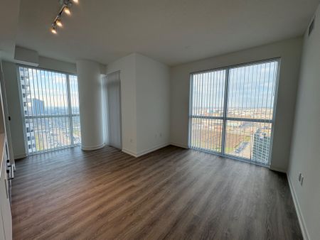 For Lease - 8 Interchange Way Unit# 1902, Vaughan, Ontario - Photo 3