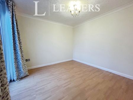 3 bedroom house to rent Beadel Close, Witham, Essex, CM8 - Photo 4