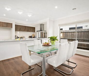 Spacious Family Living in the Heart of Arcadia Estate - Photo 2