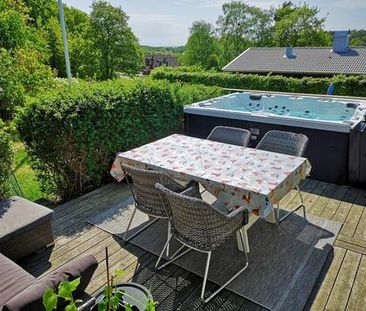 Backeskärsgatan, Västra Frölunda - Photo 1