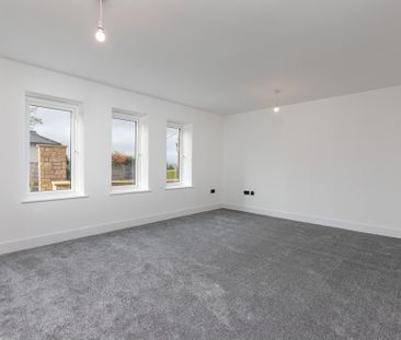 5 bedroom detached house to rent - Photo 3