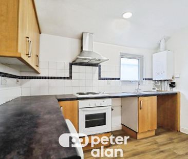 2 bedroom flat to rent - Photo 3