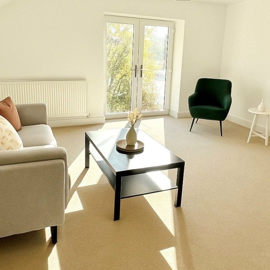 Forever House, Holborn Place, Bulwell, Nottingham, Nottinghamshire, NG6 - Photo 1