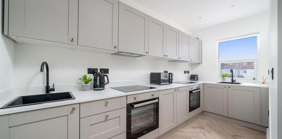 Studio to rent - Photo 2