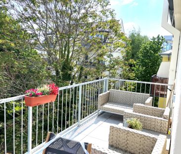 Großzügige, WG geeignete 4-Zimmer-Wohnung mit traumhaftem Balkon Nä... - Photo 2