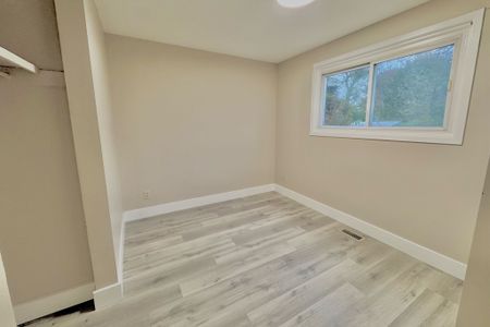 For Lease - 101 Culver Crescent Unit# Upper, London East, Ontario - Photo 3