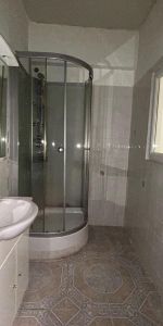 Location Appartement 1 pièce 28m² CARPENTRAS 84200 - Photo 4