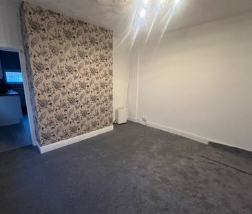 Main Street - Photo 3