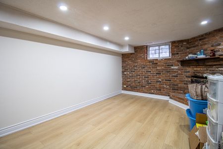 For Lease - 37 Albacore Crescent, Toronto, Ontario - Photo 3