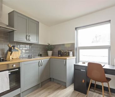 Studio to rent - Photo 6